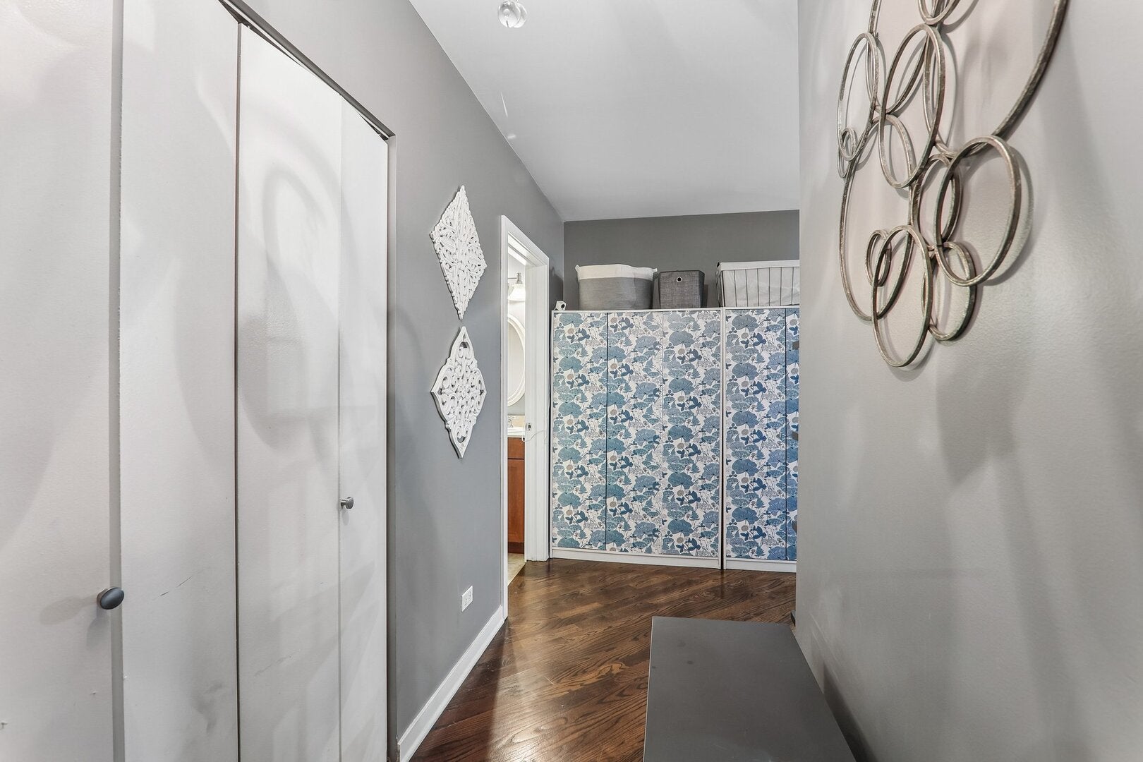 3550 W Montrose Avenue 506