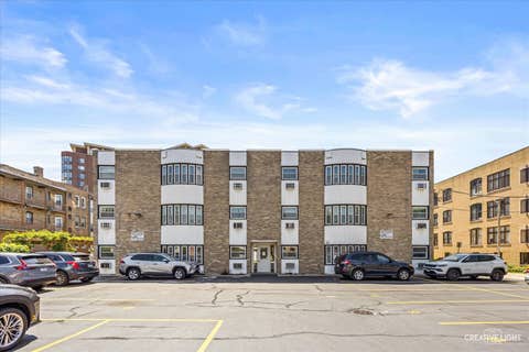Tiny photo for 1130 Ontario Street #A5, Oak Park, IL 60302 (MLS # 12729896)