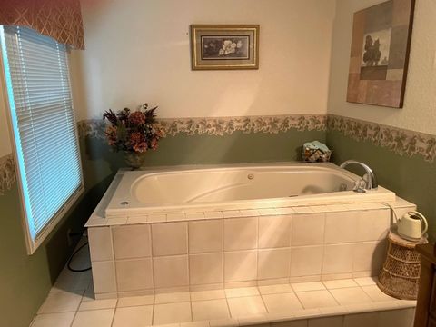 Tiny photo for 2004 Wall Street, Murphysboro, IL 62966 (MLS # 100000025)