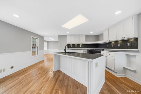 Tiny photo for 10428 S Springfield Avenue, Chicago, IL 60655 (MLS # 12708368)