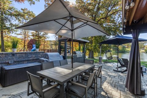 Tiny photo for Barrington, IL 60010 (MLS # 12505949)