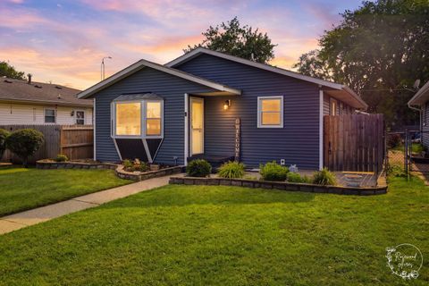 Tiny photo for 235 N Jefferson Avenue, Bradley, IL 60915 (MLS # 12711261)