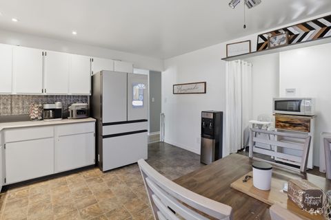 Tiny photo for 235 N Jefferson Avenue, Bradley, IL 60915 (MLS # 12711261)