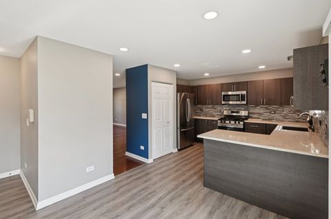 Tiny photo for 440 N Kelly Court, Romeoville, IL 60446 (MLS # 12428917)