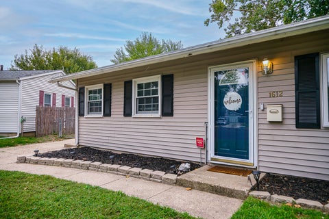 Tiny photo for 1612 Koch Street, Pekin, IL 61554 (MLS # 12770789)