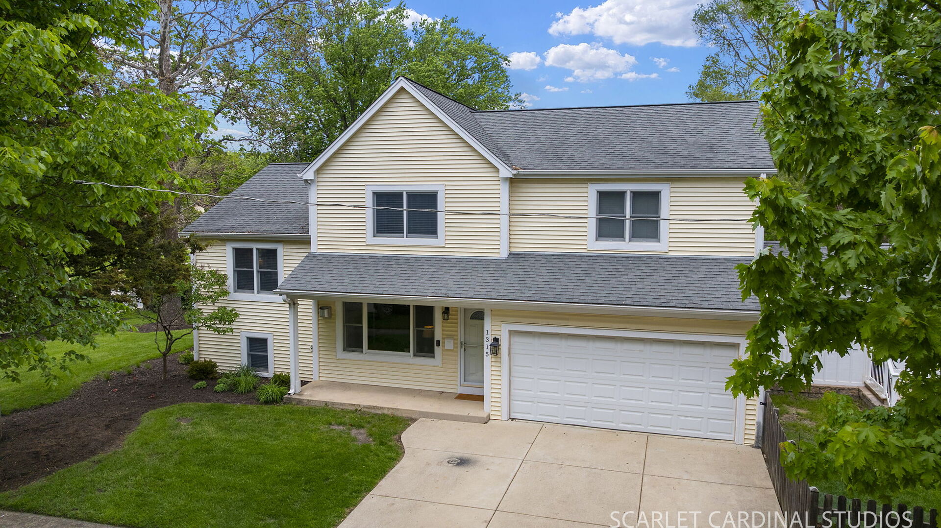 1315 Lakeside Drive