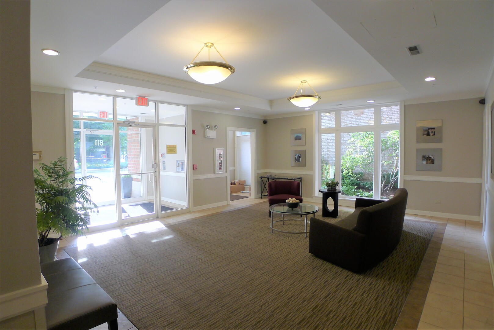 811 CHICAGO Avenue 407