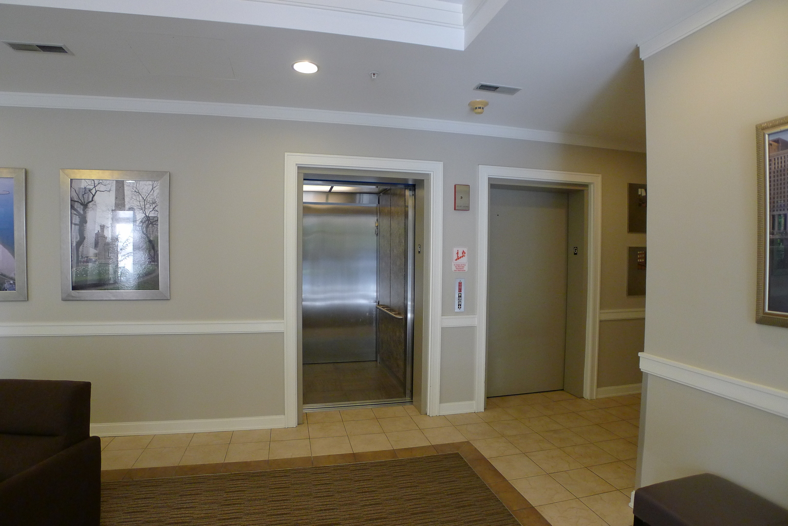 811 CHICAGO Avenue 407