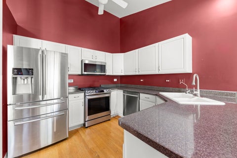 Tiny photo for 2034 JEFFREY Court #2034, Elgin, IL 60123 (MLS # 12716847)