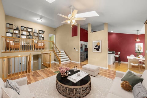 Tiny photo for 2034 JEFFREY Court #2034, Elgin, IL 60123 (MLS # 12716847)