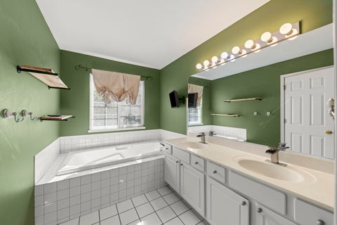 Tiny photo for 2034 JEFFREY Court #2034, Elgin, IL 60123 (MLS # 12716847)