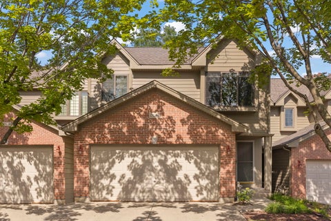 Tiny photo for 2034 JEFFREY Court #2034, Elgin, IL 60123 (MLS # 12716847)