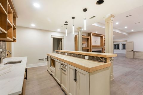 Tiny photo for 1921 Beechnut Road, Northbrook, IL 60062 (MLS # 12008913)