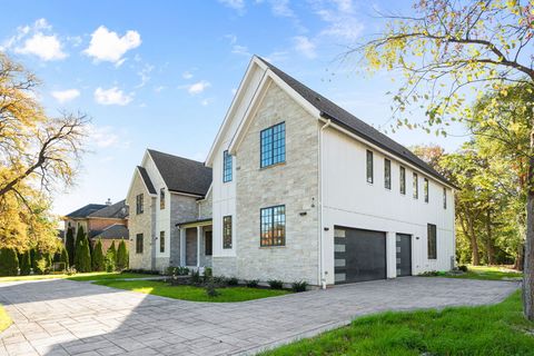 Tiny photo for 1921 Beechnut Road, Northbrook, IL 60062 (MLS # 12008913)