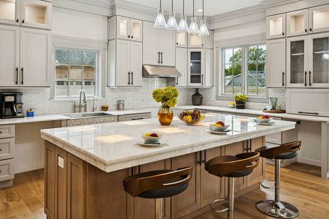 Tiny photo for 1921 Beechnut Road, Northbrook, IL 60062 (MLS # 12008913)