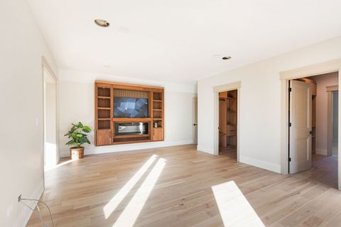 Tiny photo for 1921 Beechnut Road, Northbrook, IL 60062 (MLS # 12008913)