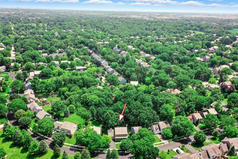 Tiny photo for 387 Long Hill Road, Gurnee, IL 60031 (MLS # 12556962)