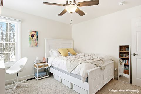 Tiny photo for 387 Long Hill Road, Gurnee, IL 60031 (MLS # 12556962)