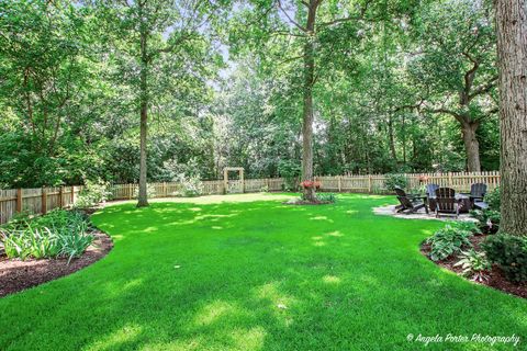 Tiny photo for 387 Long Hill Road, Gurnee, IL 60031 (MLS # 12556962)