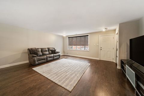 Tiny photo for 538 W 32nd Street, Chicago, IL 60616 (MLS # 12591183)