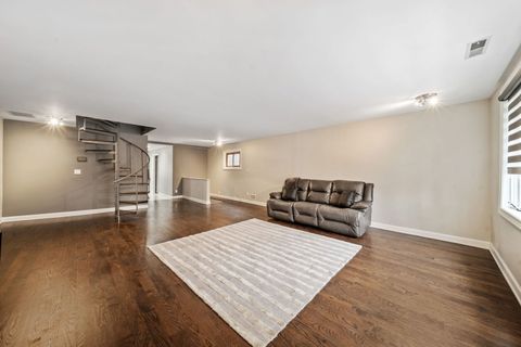 Tiny photo for 538 W 32nd Street, Chicago, IL 60616 (MLS # 12591183)