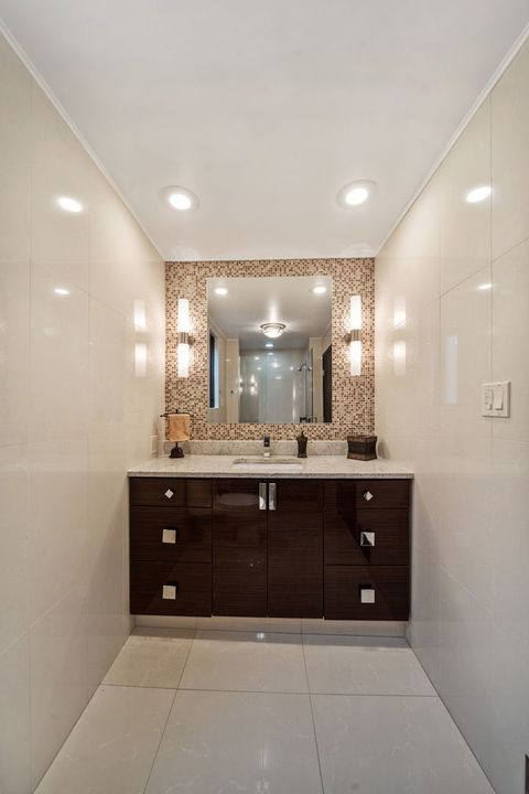 Tiny photo for 538 W 32nd Street, Chicago, IL 60616 (MLS # 12591183)