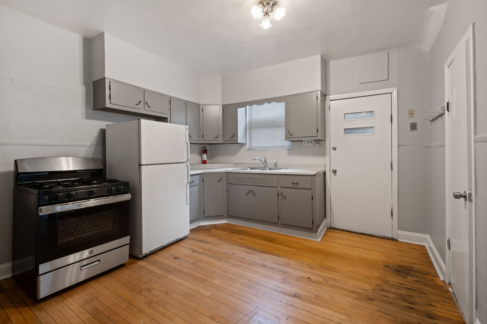 2812 S Grady Court
