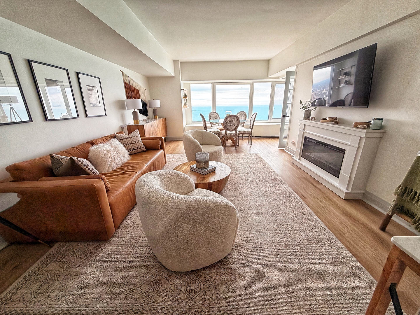 175 E Delaware Place 5808