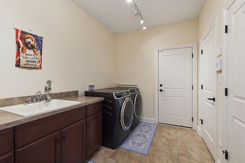 Tiny photo for 14340 Oakwood Court, Orland Park, IL 60462 (MLS # 12604124)