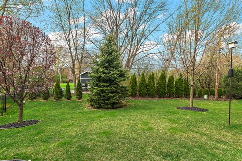 Tiny photo for 14340 Oakwood Court, Orland Park, IL 60462 (MLS # 12604124)