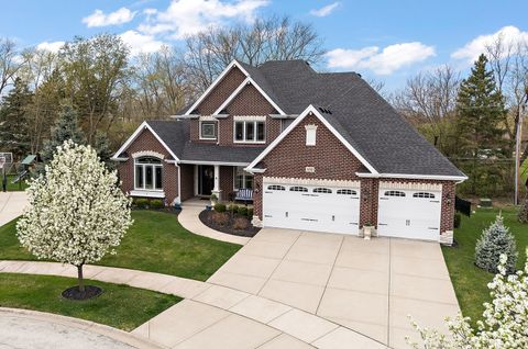 Photo of 14340 Oakwood Court, Orland Park, IL 60462 (MLS # 12604124)