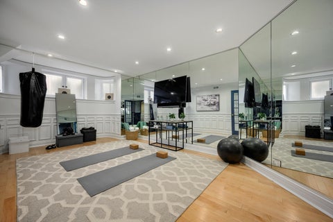 Tiny photo for 75 E ELM Street, Chicago, IL 60611 (MLS # 12773566)