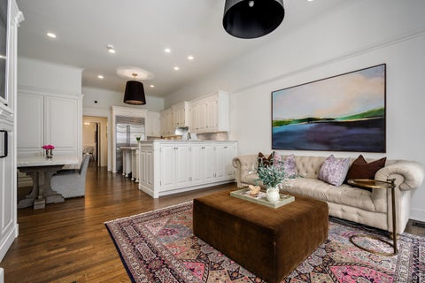 Tiny photo for 75 E ELM Street, Chicago, IL 60611 (MLS # 12773566)