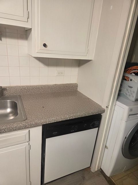 Tiny photo for 1308 Kingsbury Drive #F, Hanover Park, IL 60133 (MLS # 12542320)