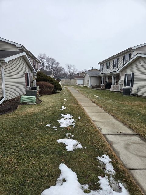 Tiny photo for 1308 Kingsbury Drive #F, Hanover Park, IL 60133 (MLS # 12542320)