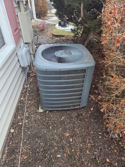 Tiny photo for 1308 Kingsbury Drive #F, Hanover Park, IL 60133 (MLS # 12542320)