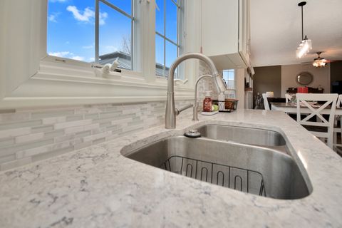 Tiny photo for 10 Deerfield Court, Bloomington, IL 61705 (MLS # 12523955)