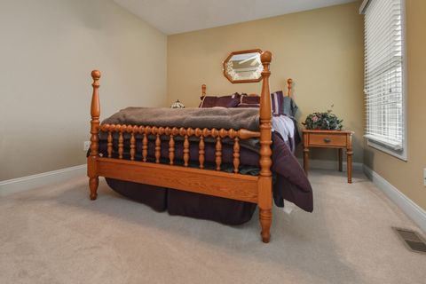 Tiny photo for 10 Deerfield Court, Bloomington, IL 61705 (MLS # 12523955)