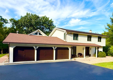 Photo of 8714 W 123rd Street, Palos Park, IL 60464 (MLS # 12770768)