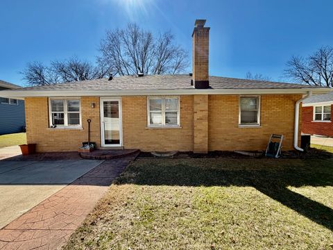 Tiny photo for 614 E Madison Street, Villa Park, IL 60181 (MLS # 12590588)