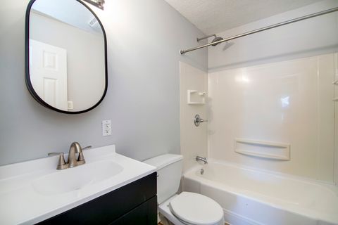 Tiny photo for 166 N Randolph Avenue, Bradley, IL 60915 (MLS # 12546331)