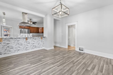 Tiny photo for 446 Seminary Avenue, Aurora, IL 60505 (MLS # 12518583)