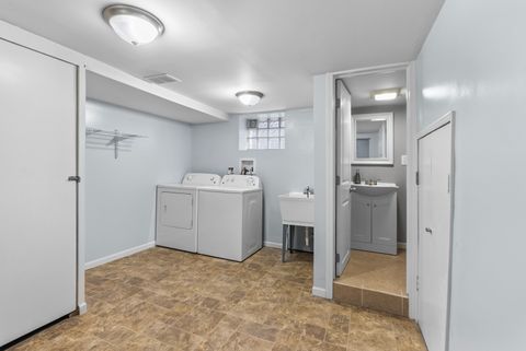 Tiny photo for 446 Seminary Avenue, Aurora, IL 60505 (MLS # 12518583)