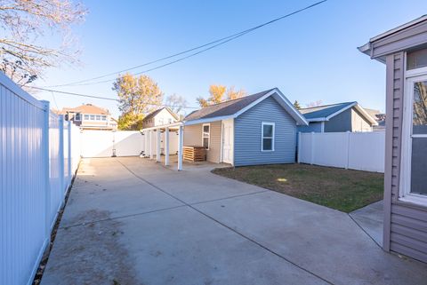 Tiny photo for 446 Seminary Avenue, Aurora, IL 60505 (MLS # 12518583)
