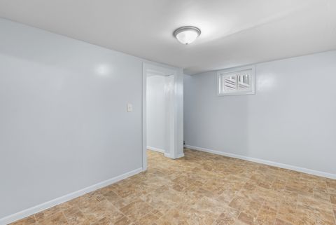 Tiny photo for 446 Seminary Avenue, Aurora, IL 60505 (MLS # 12518583)