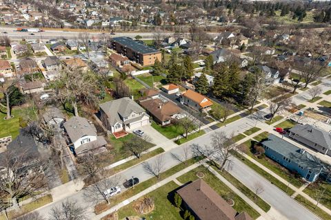 Tiny photo for 221 E Grantley Avenue, Elmhurst, IL 60126 (MLS # 12599498)