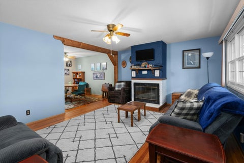 Tiny photo for 2807 N Lincoln Avenue, Davenport, IA 50804 (MLS # 12686044)