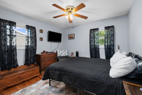 Tiny photo for 2807 N Lincoln Avenue, Davenport, IA 50804 (MLS # 12686044)