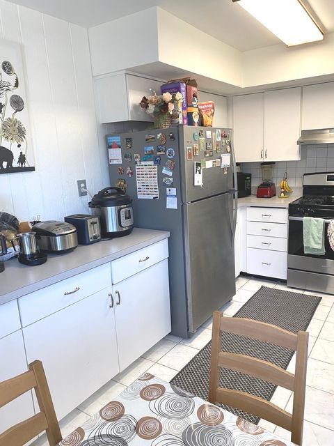 Tiny photo for 654 Inverrary Lane, Deerfield, IL 60015 (MLS # 12586684)