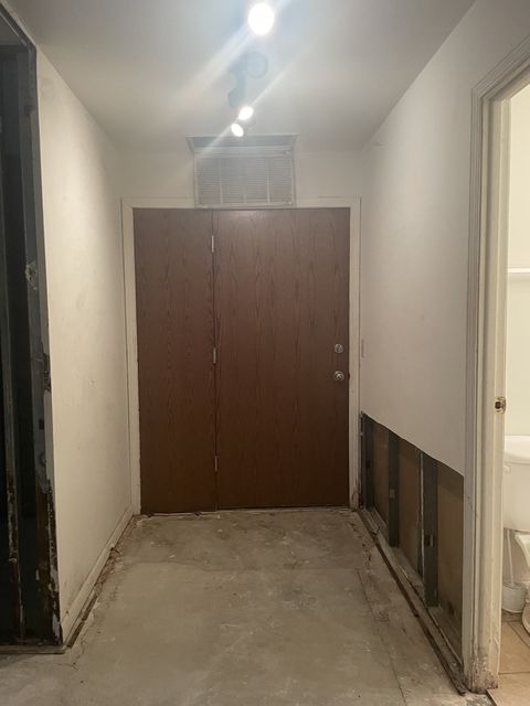 Tiny photo for 5900 Oakwood Drive #1L, Lisle, IL 60532 (MLS # 12505130)